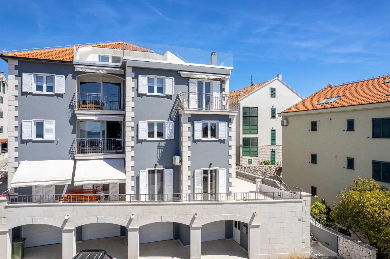 Deluxe Apartments Primi Hvar Town Exterior photo