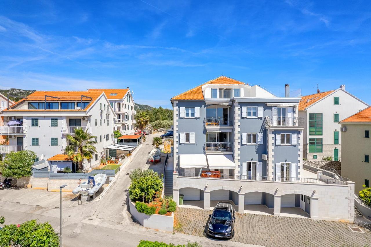 Deluxe Apartments Primi Hvar Town Exterior photo